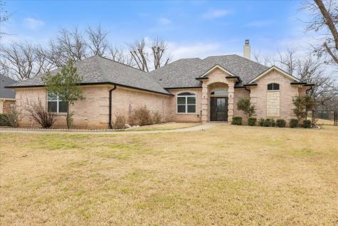 7207 Westover Drive Granbury TX 76049