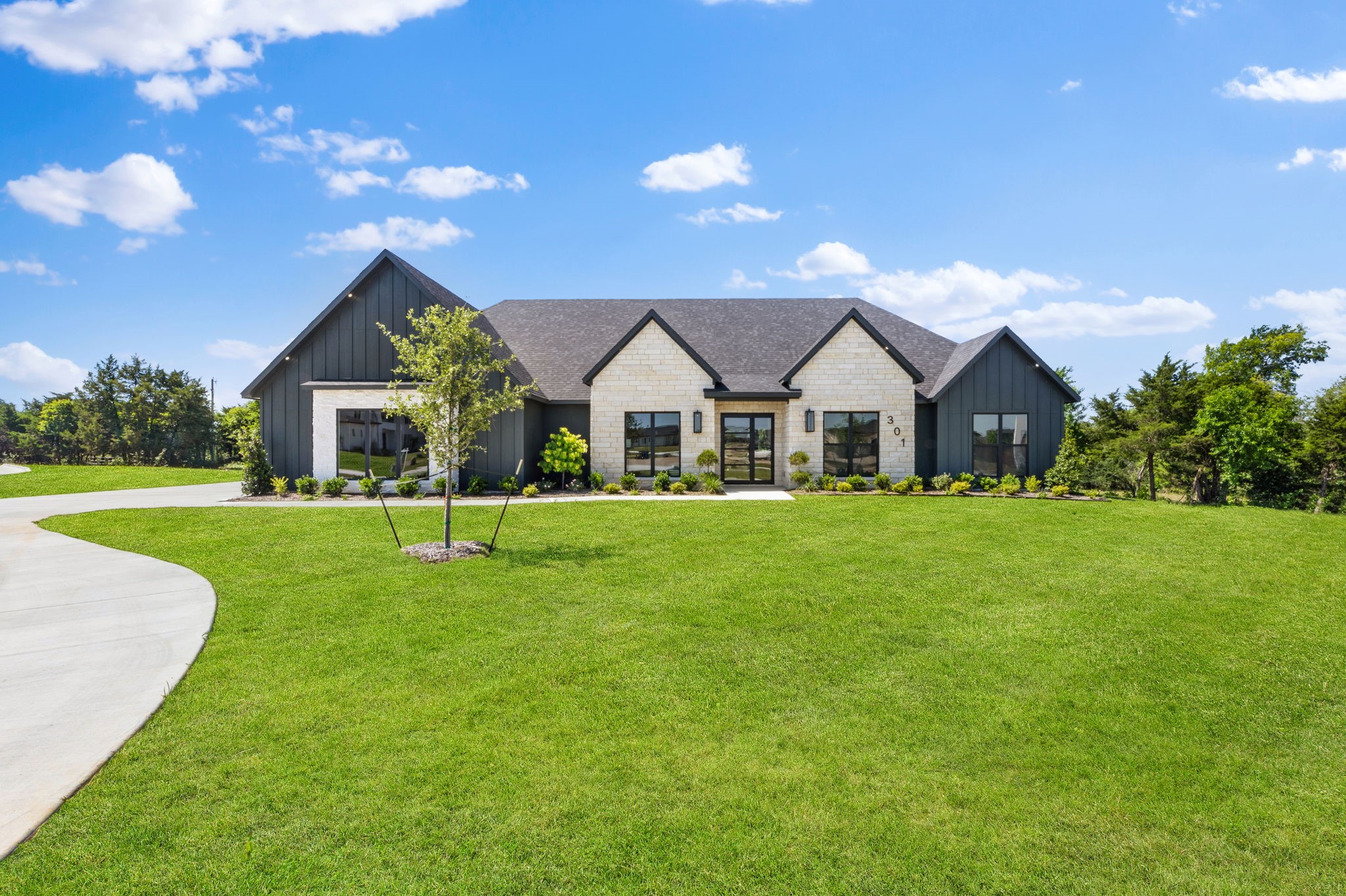 301 Whispering Way Red Oak TX 75154