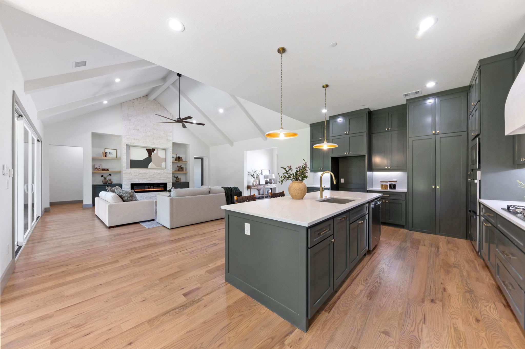 301 Whispering Way Red Oak TX 75154