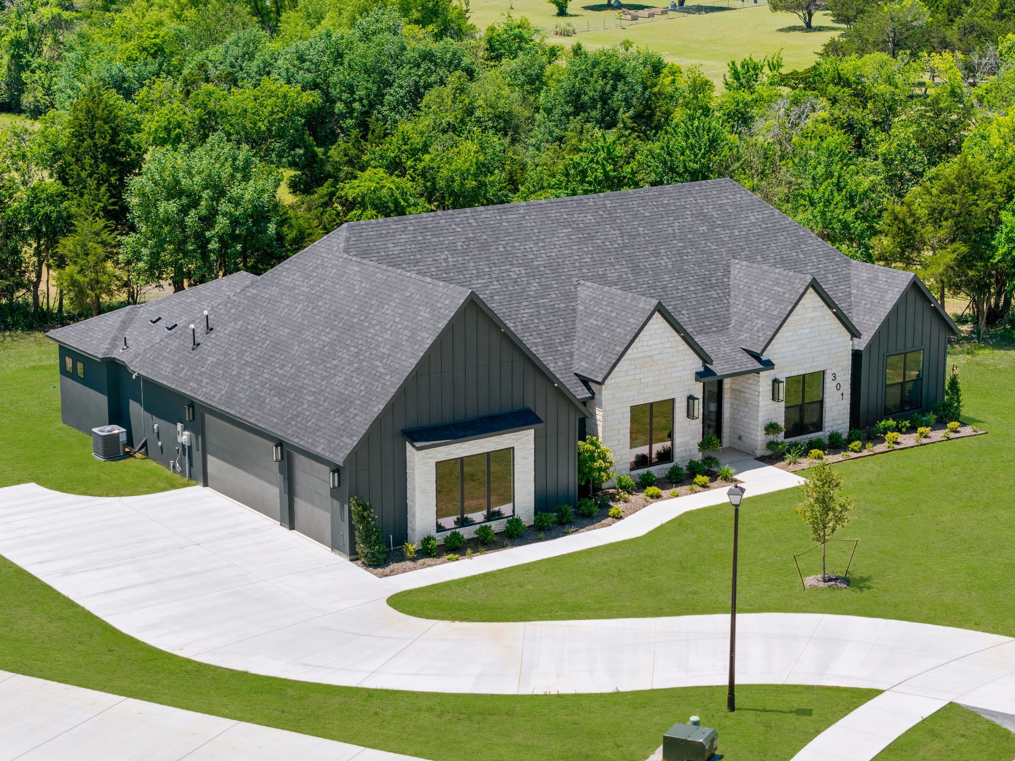 301 Whispering Way Red Oak TX 75154