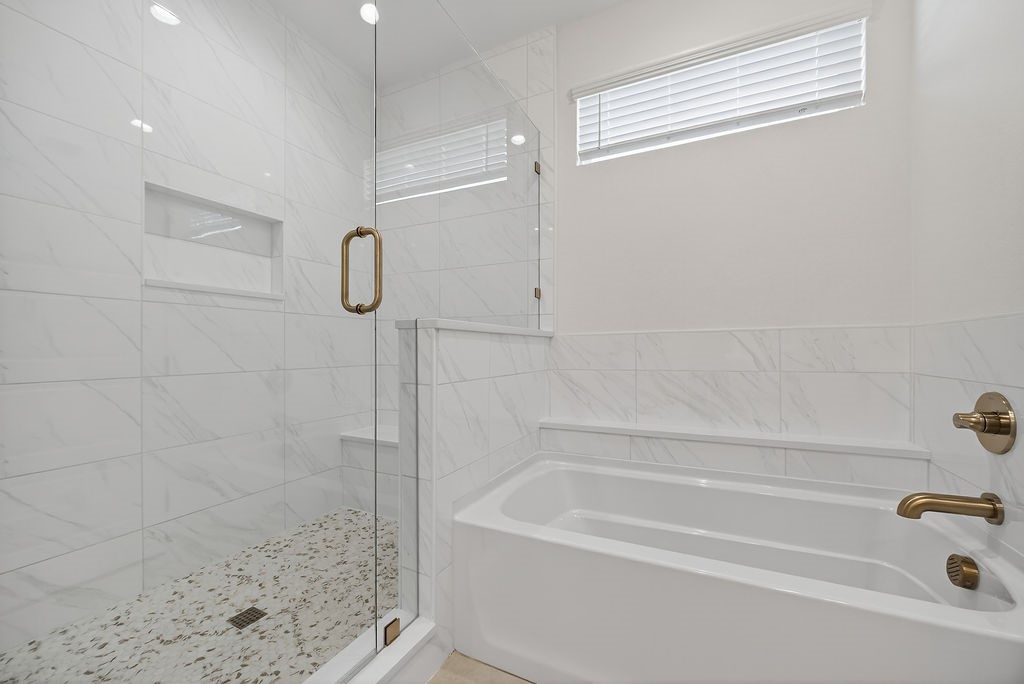 2006 Oak Garden Court Dallas TX 75232