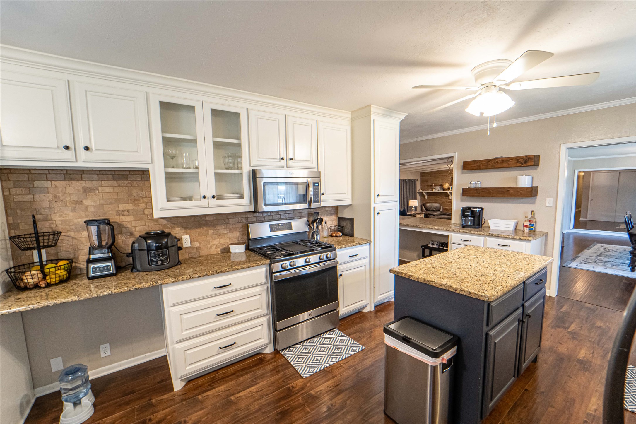 1501 W Elliott Street Breckenridge TX 76424