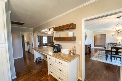 1501 W Elliott Street Breckenridge TX 76424