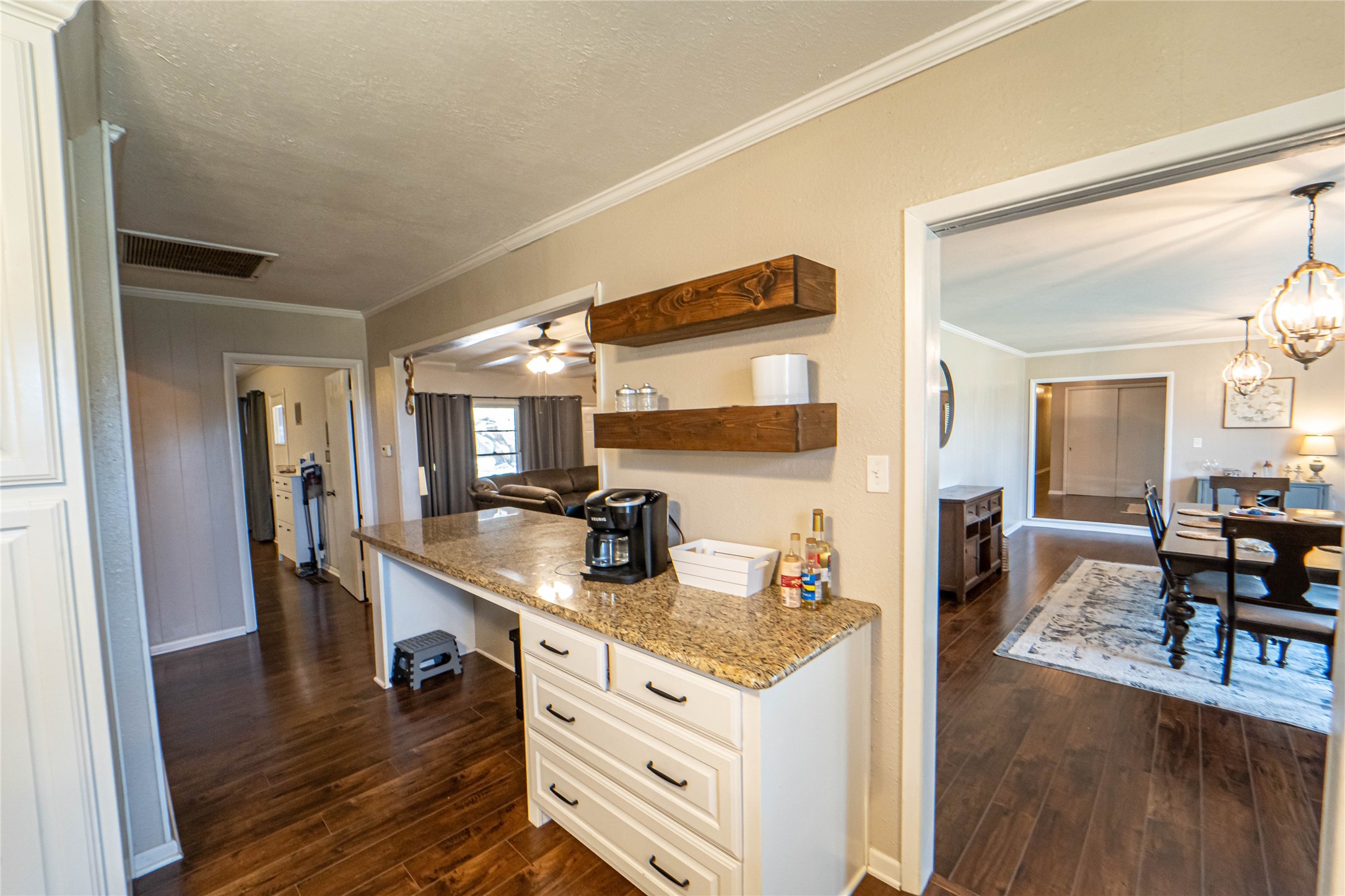 1501 W Elliott Street Breckenridge TX 76424