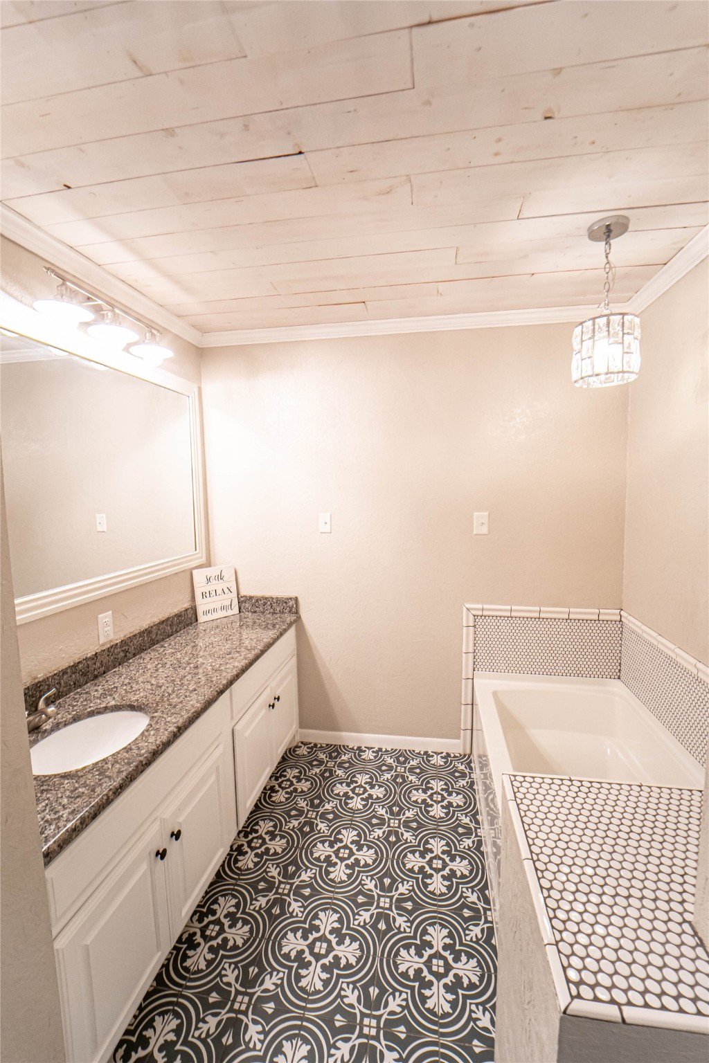 1501 W Elliott Street Breckenridge TX 76424