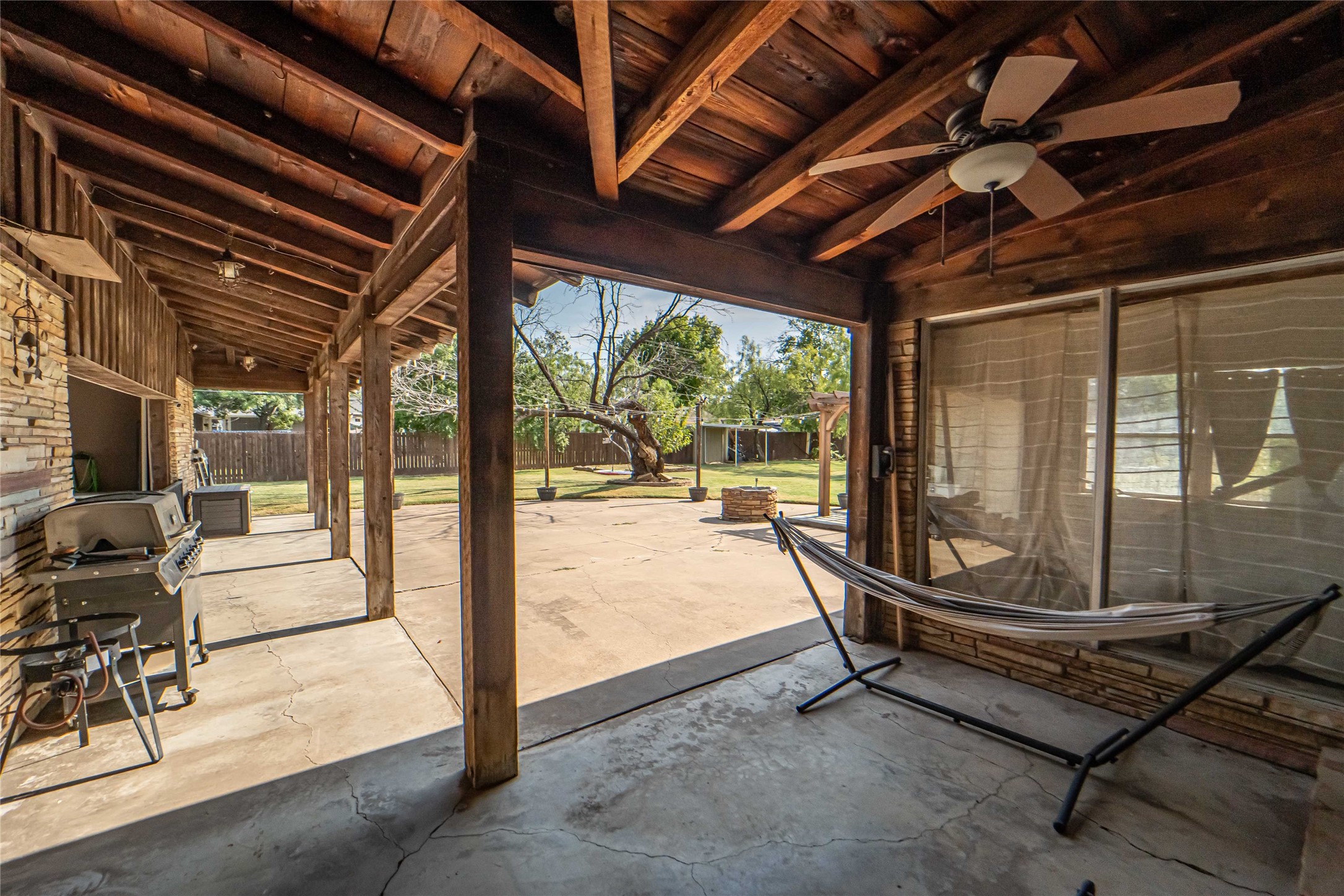 1501 W Elliott Street Breckenridge TX 76424