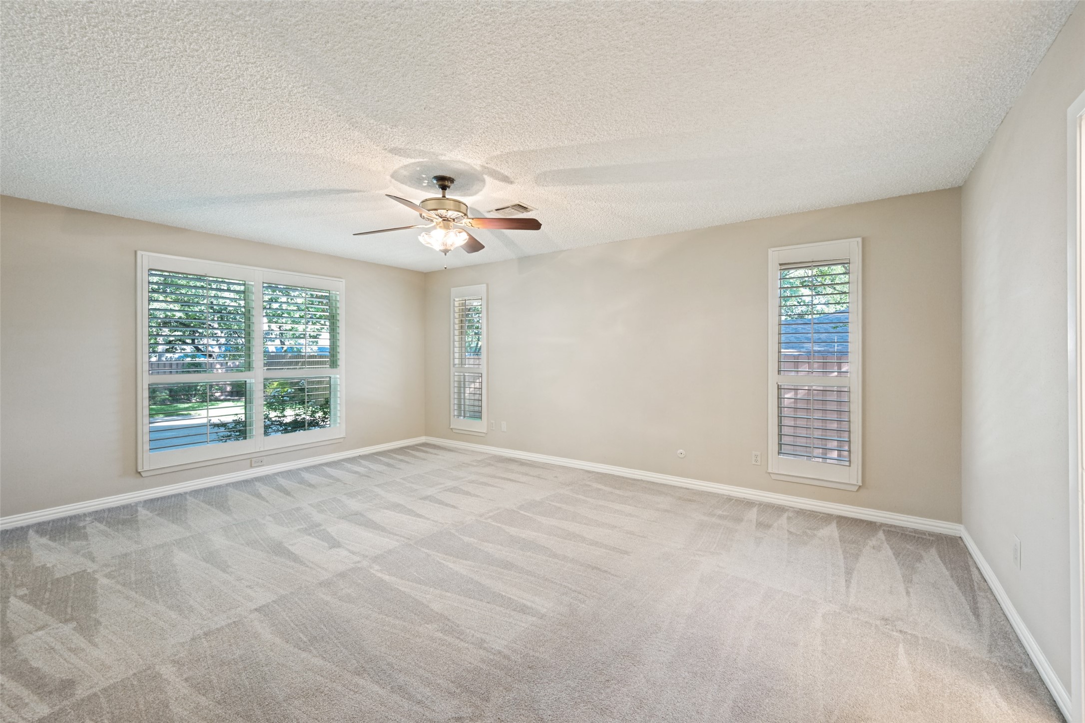804 Firewheel Trail Fort Worth TX 76112