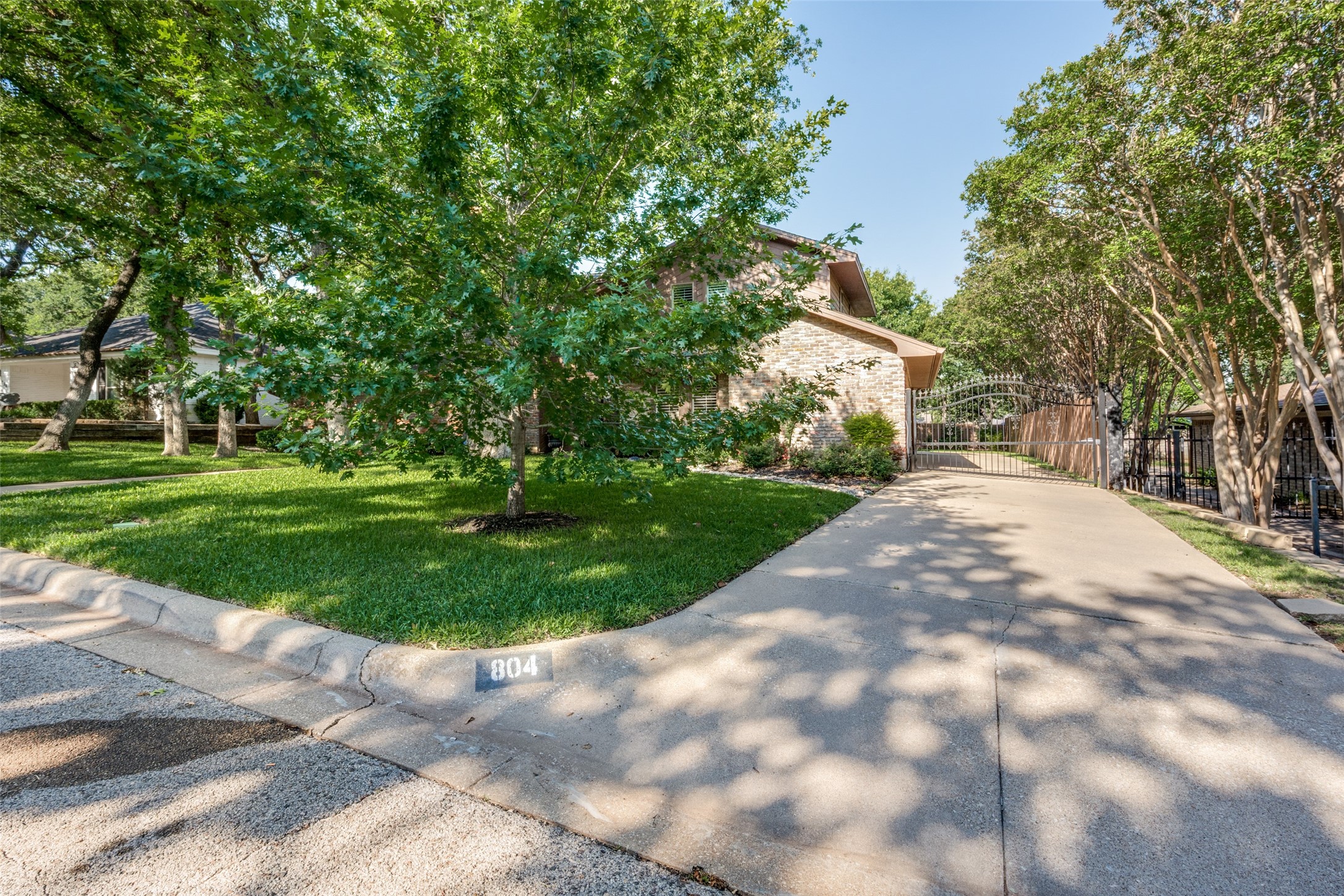 804 Firewheel Trail Fort Worth TX 76112