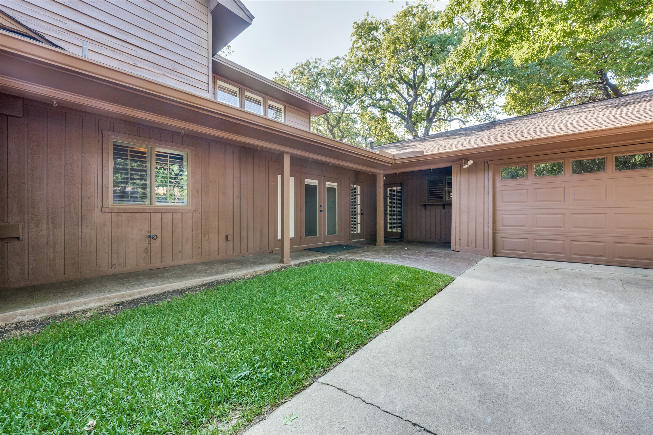 804 Firewheel Trail Fort Worth TX 76112
