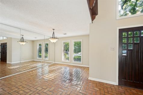 804 Firewheel Trail Fort Worth TX 76112
