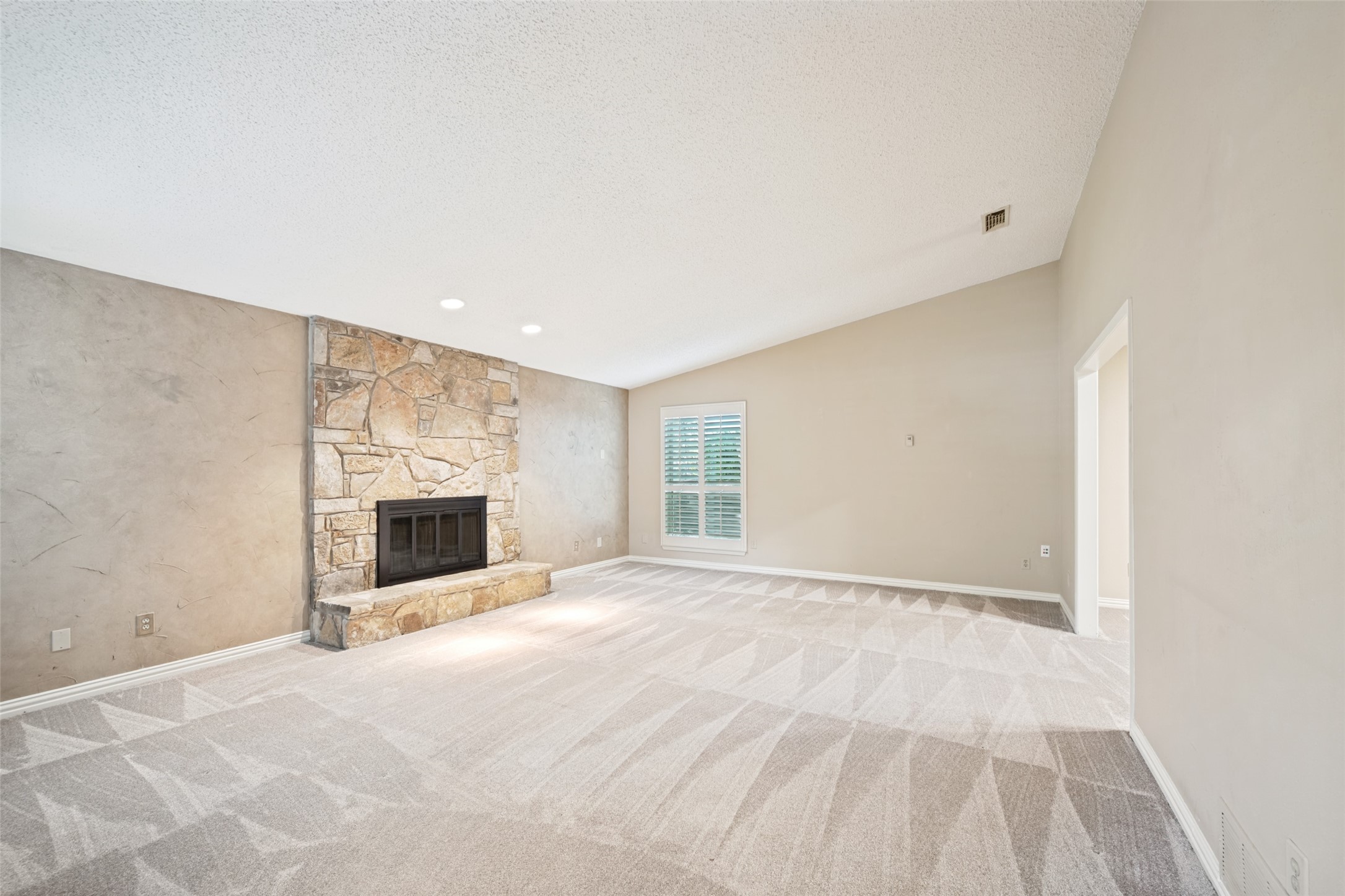 804 Firewheel Trail Fort Worth TX 76112