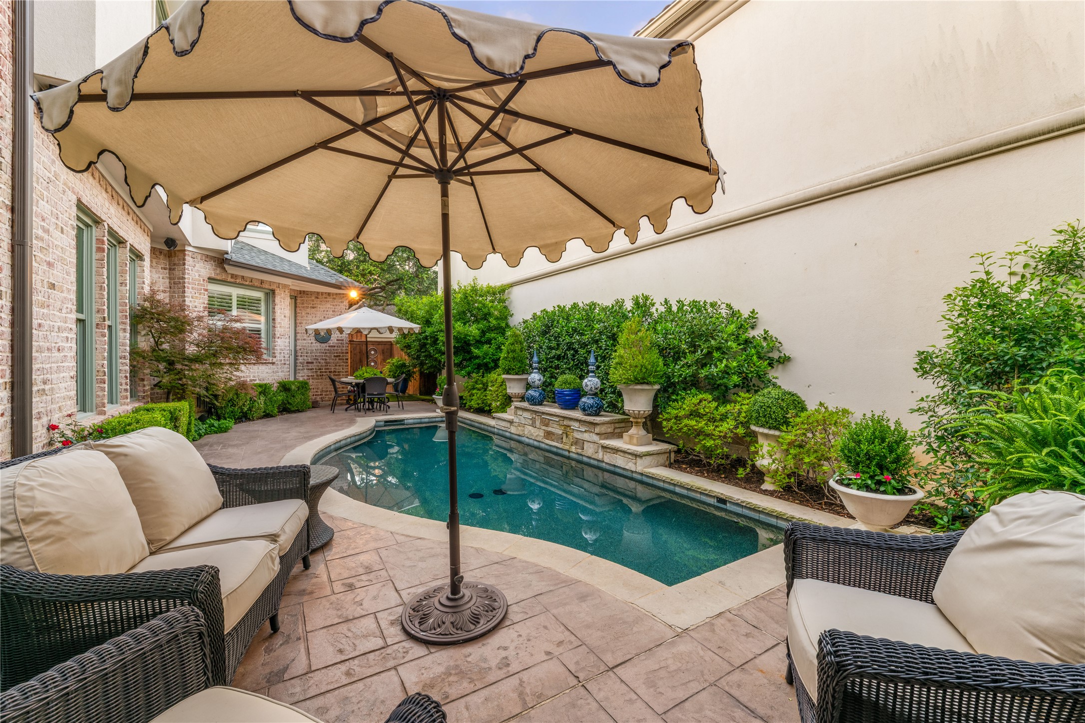 6911 Forest Glen Drive Dallas TX 75230