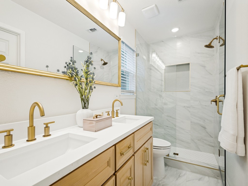 2105 Sagebrush Trail Grapevine TX 76051