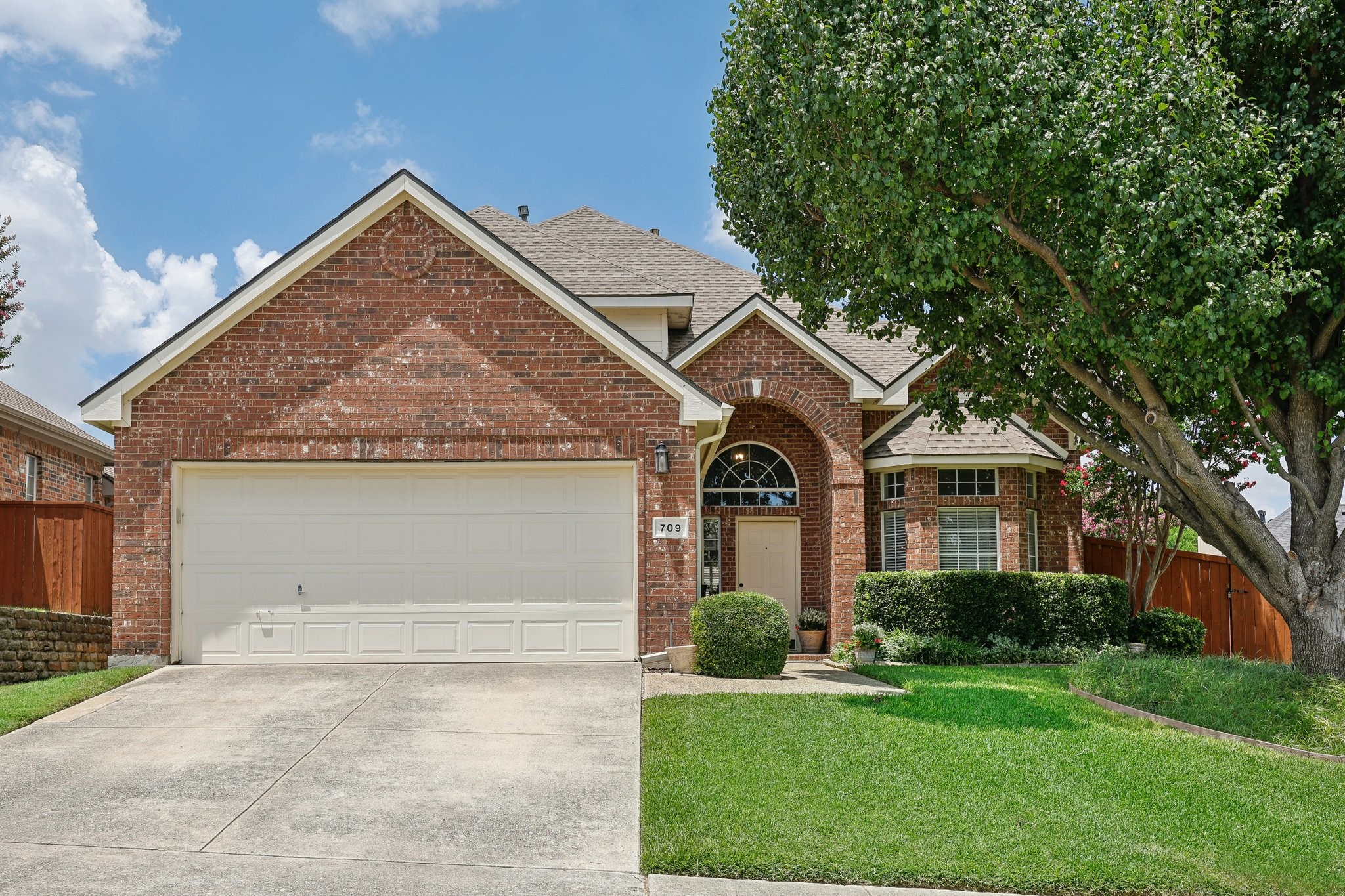 709 Cresthaven Drive Mckinney TX 75071