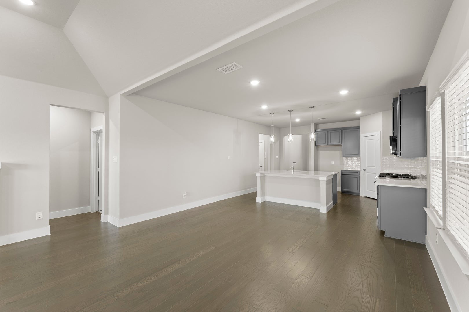 1925 Sapphire Run Mesquite TX 75181