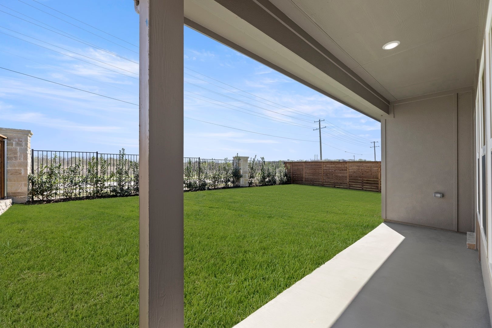 1925 Sapphire Run Mesquite TX 75181