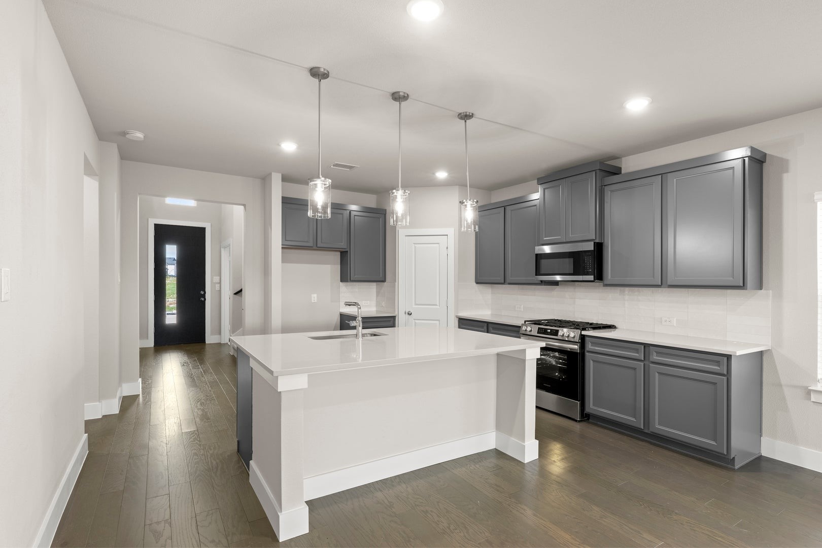 1925 Sapphire Run Mesquite TX 75181
