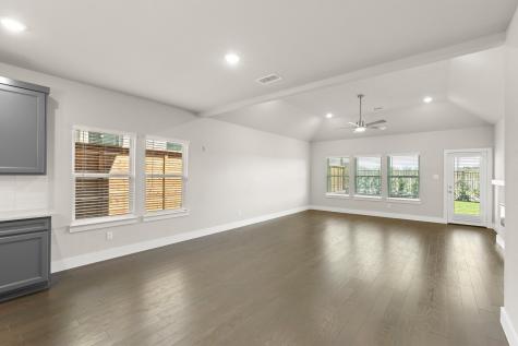 1925 Sapphire Run Mesquite TX 75181