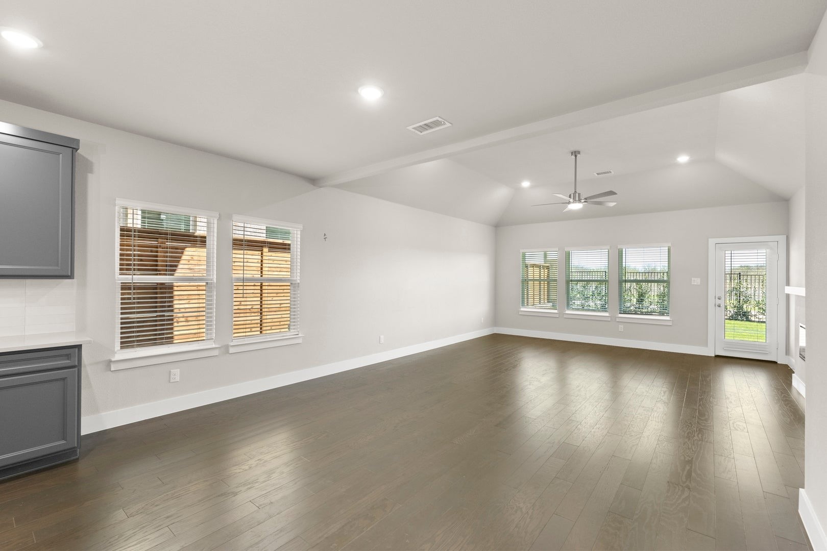1925 Sapphire Run Mesquite TX 75181