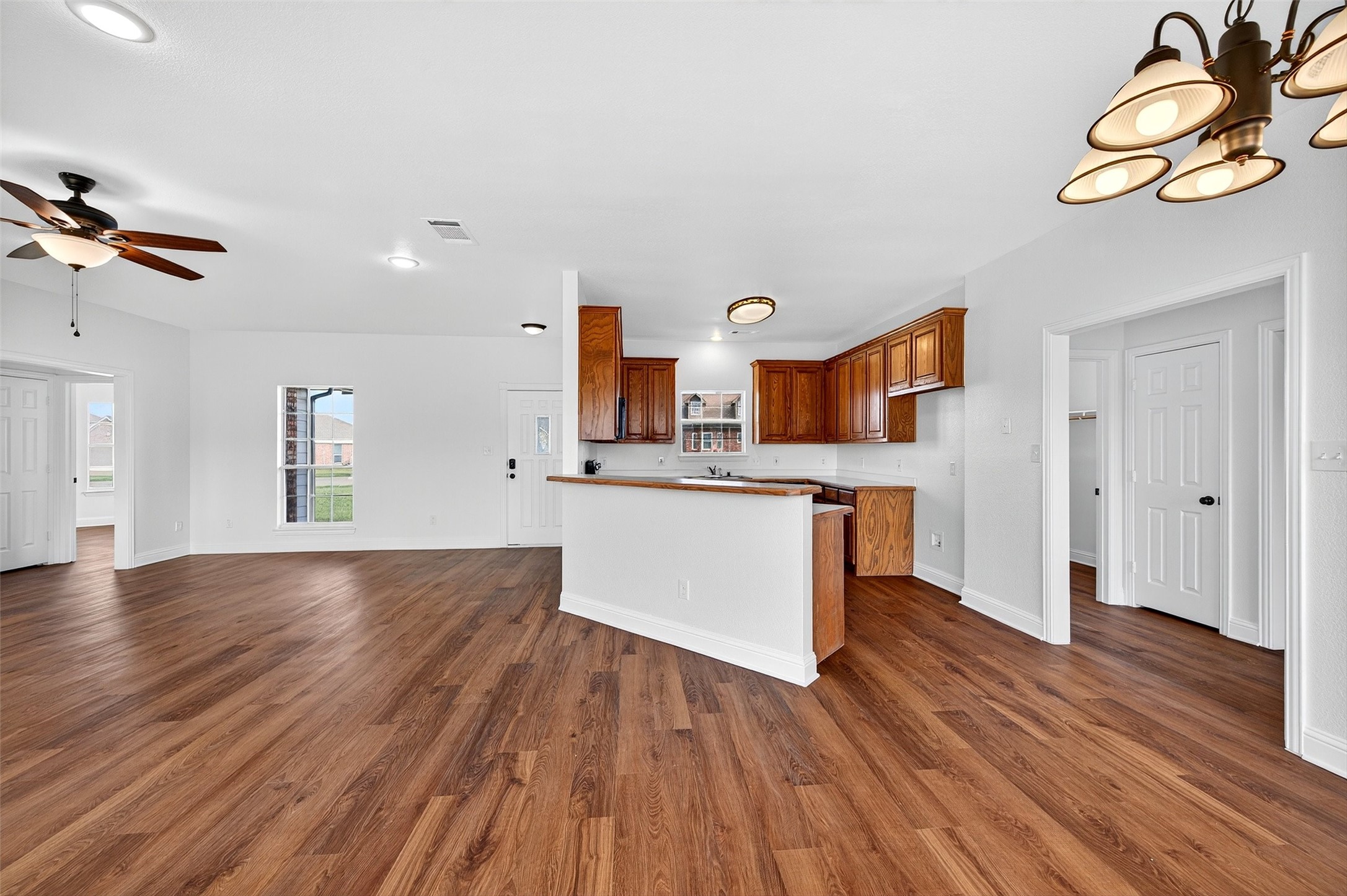 501 Harris Street Gunter TX 75058