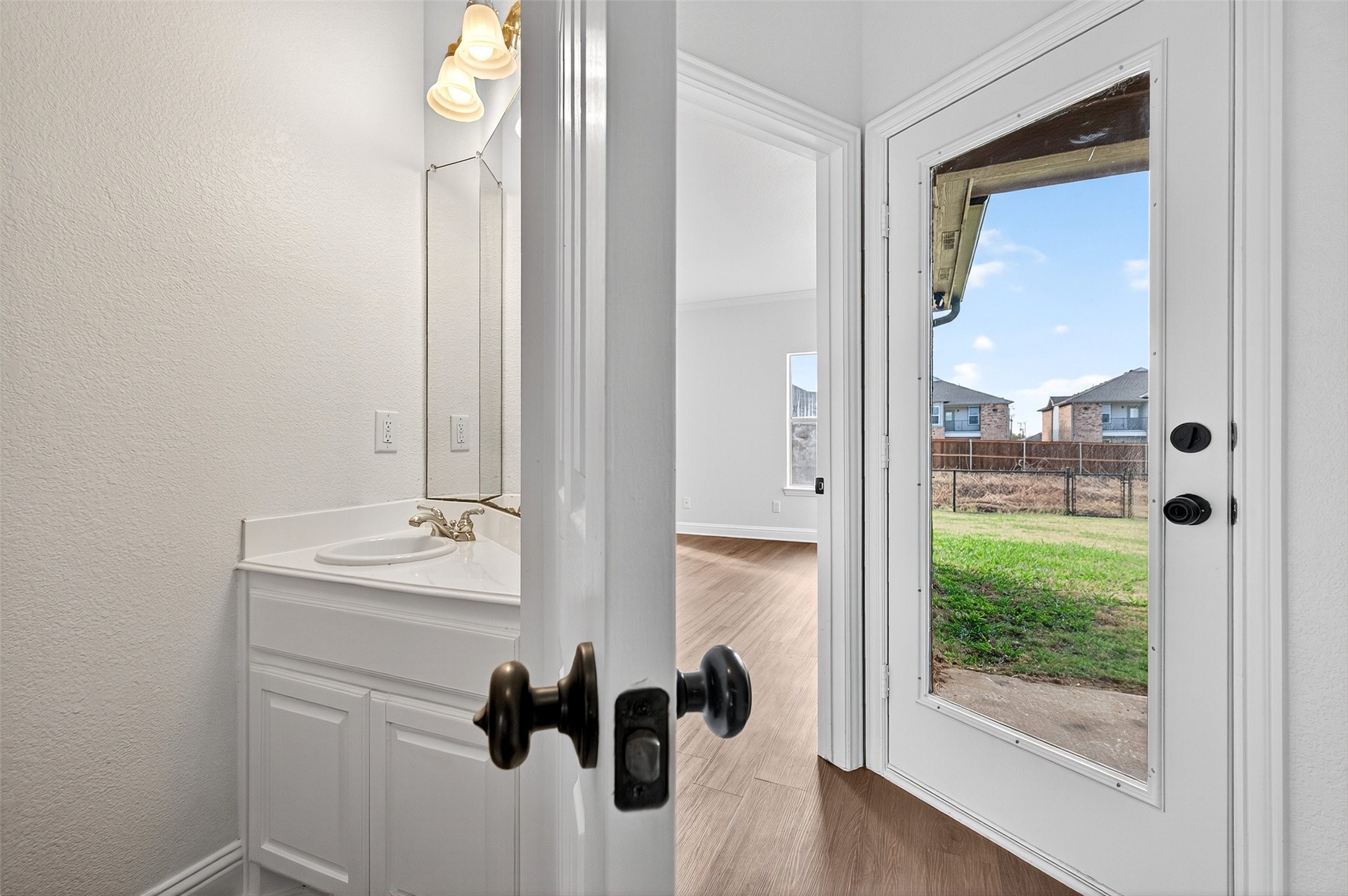 501 Harris Street Gunter TX 75058