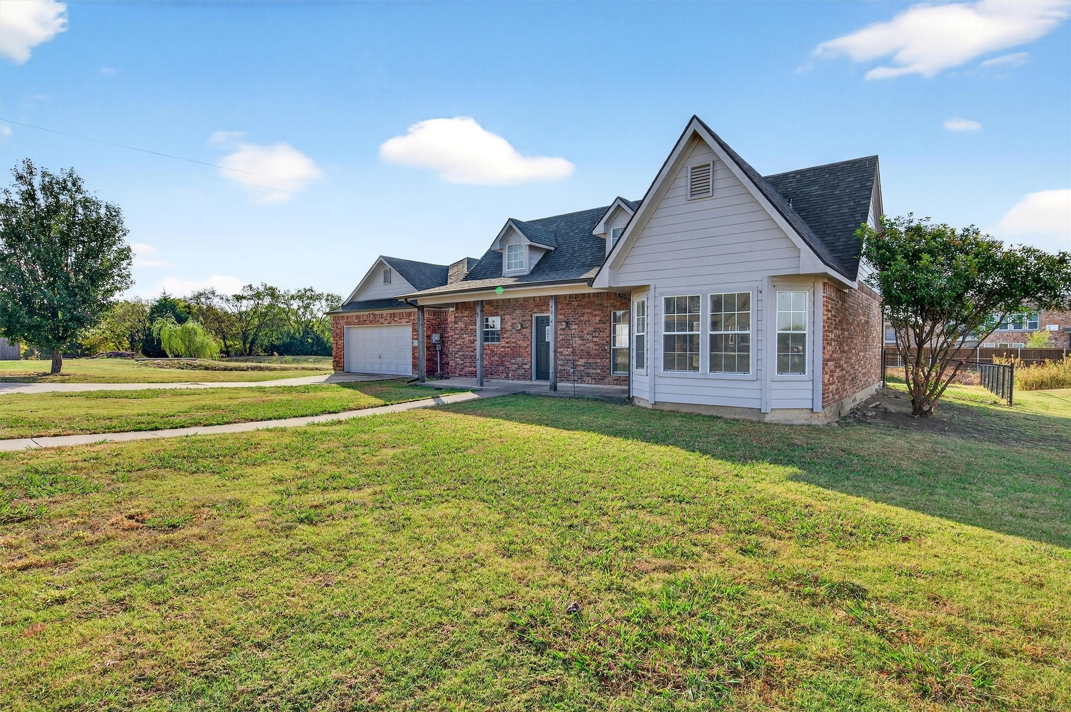 501 Harris Street Gunter TX 75058