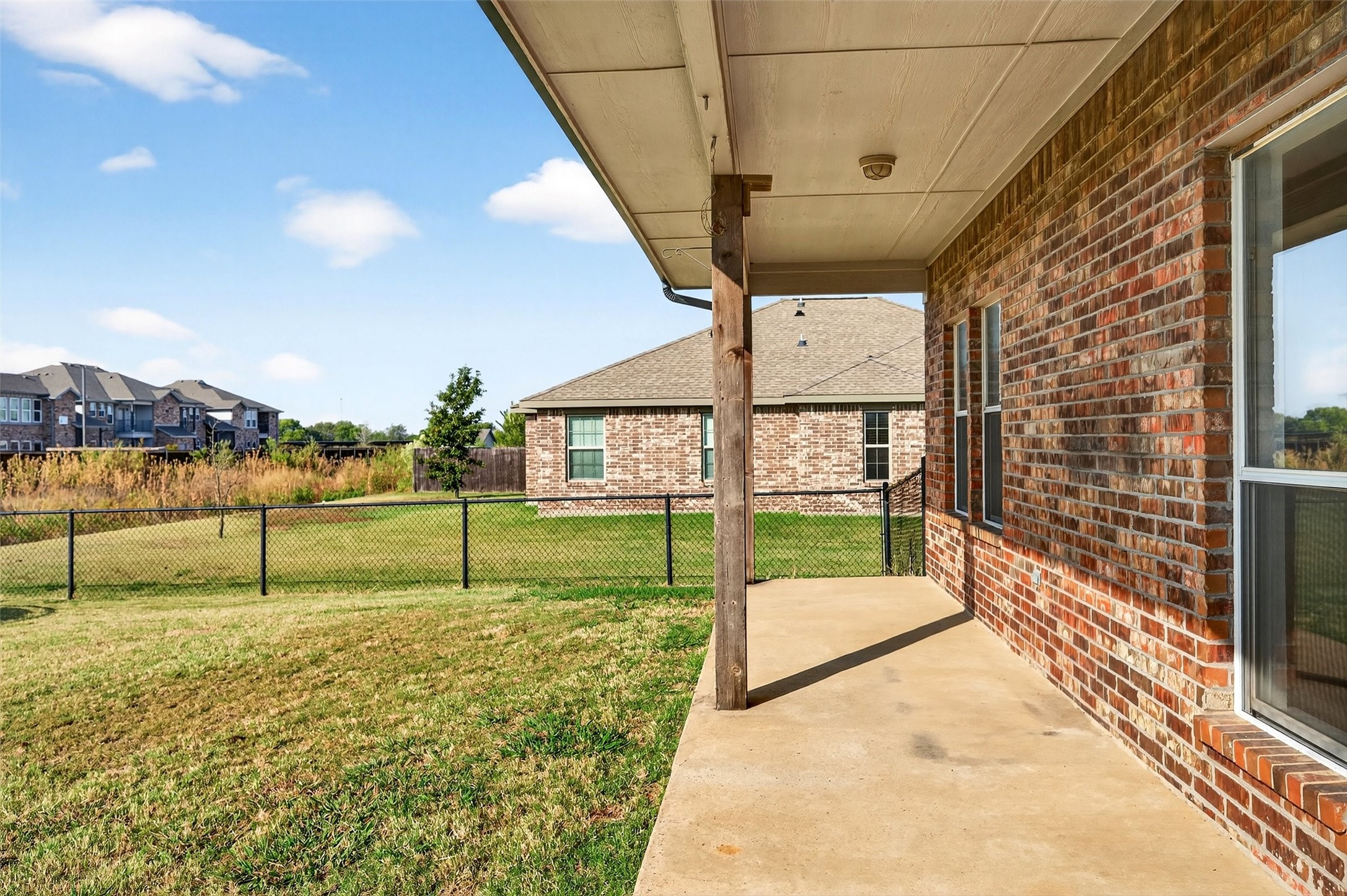 501 Harris Street Gunter TX 75058