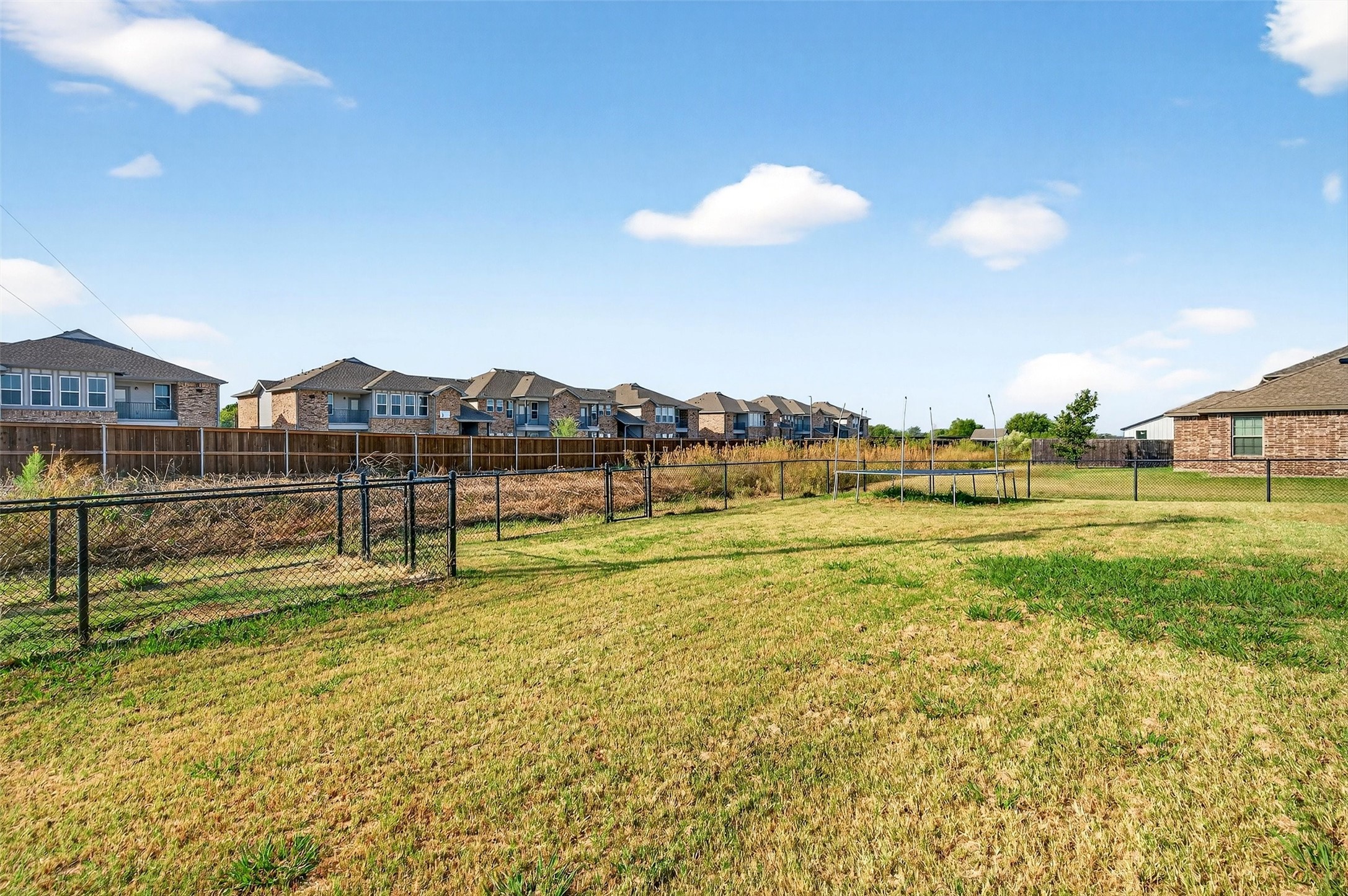 501 Harris Street Gunter TX 75058