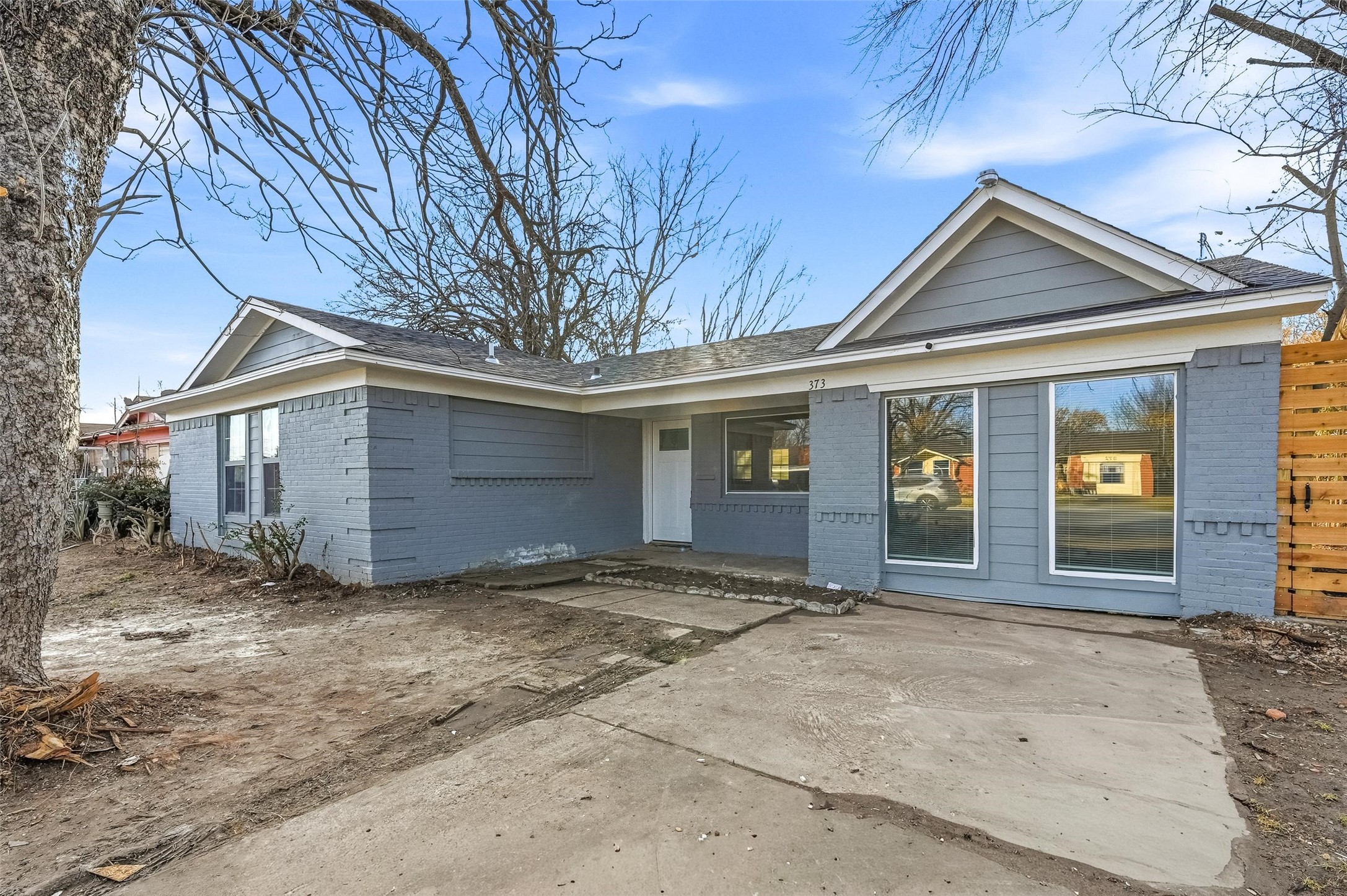 373 S Nachita Drive Dallas TX 75217