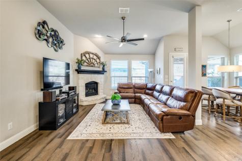 7805 Fossil Creek Trail Mckinney TX 75071