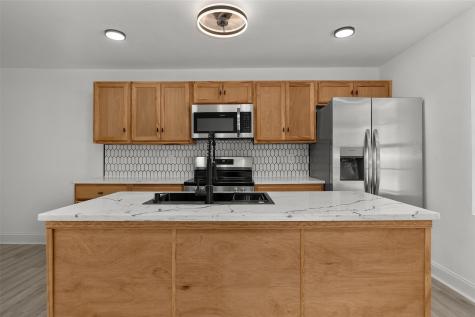 109 W Sedberry Jefferson TX 75657