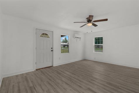 109 W Sedberry Jefferson TX 75657