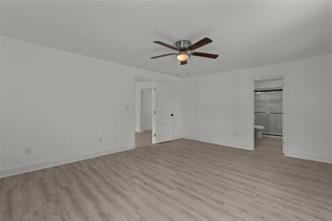 109 W Sedberry Jefferson TX 75657