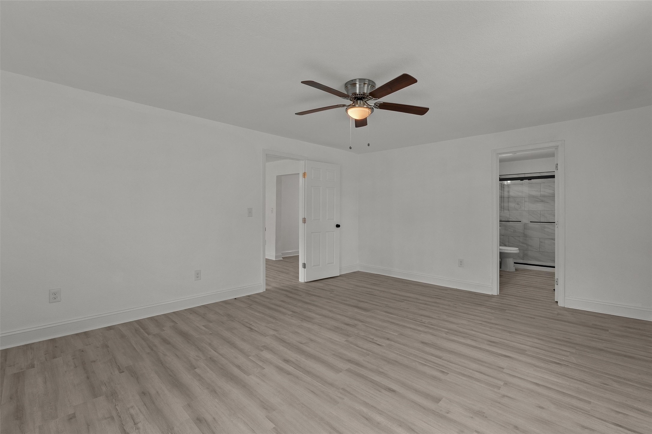 109 W Sedberry Jefferson TX 75657