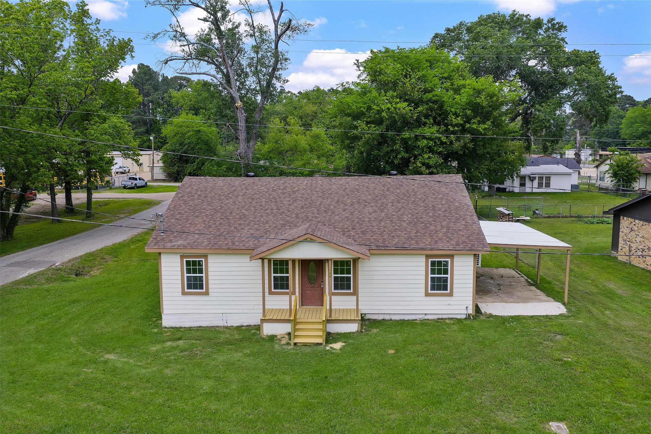 109 W Sedberry Jefferson TX 75657