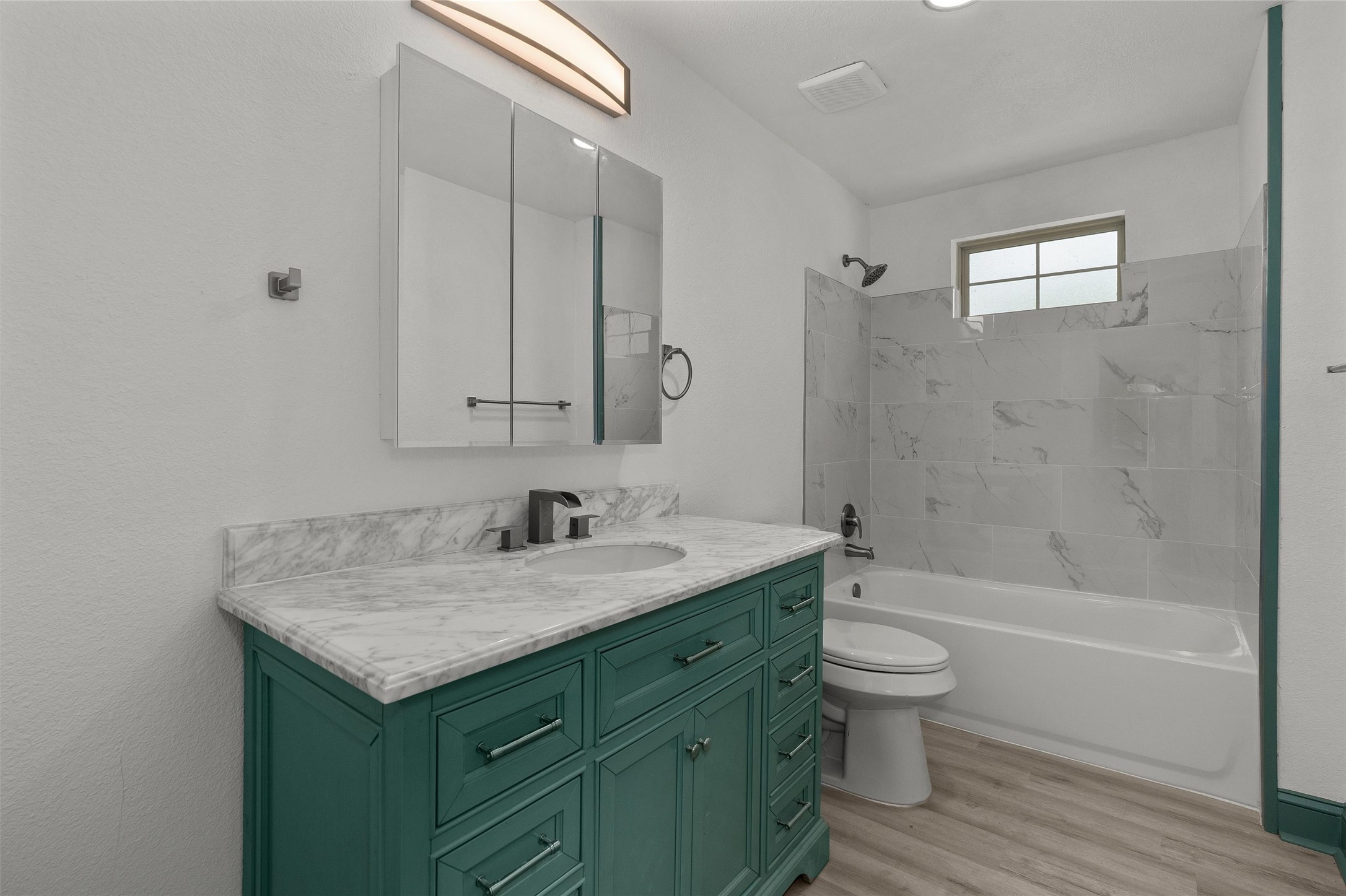 109 W Sedberry Jefferson TX 75657