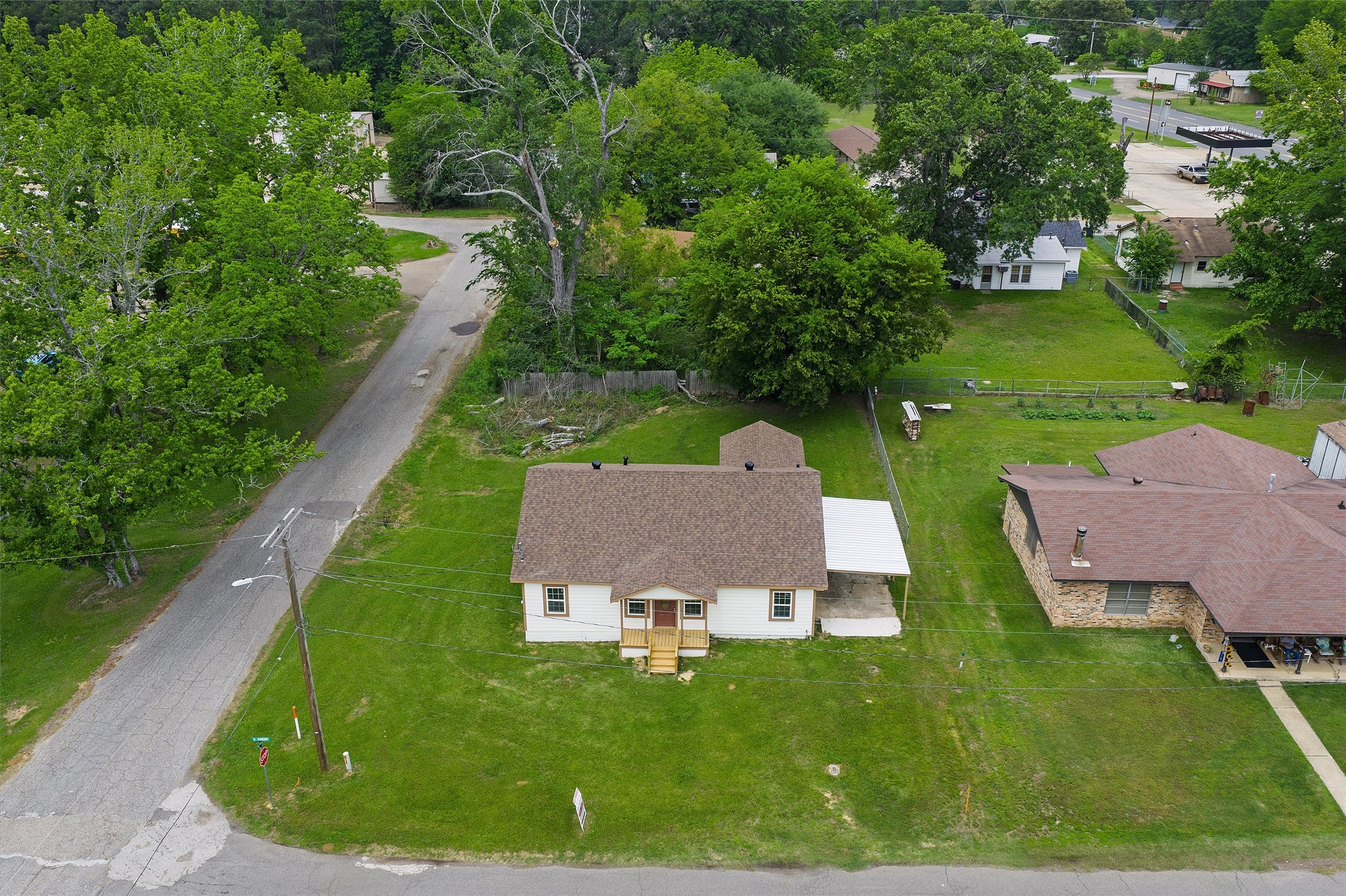 109 W Sedberry Jefferson TX 75657