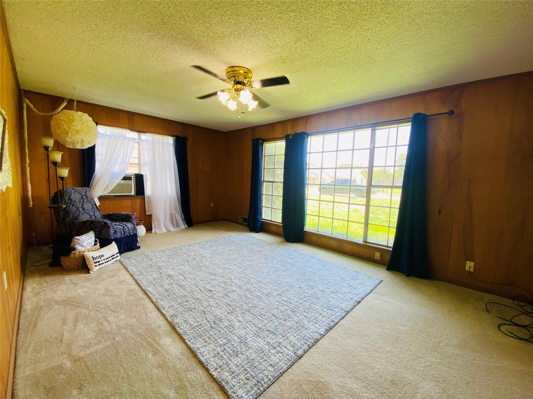 661 S 11th Avenue Munday TX 76371