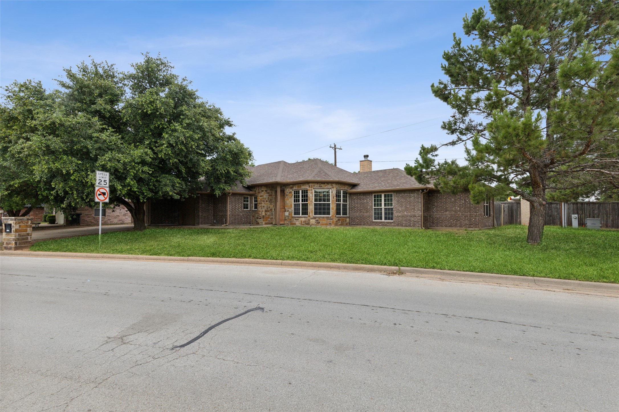 1200 Chaparral Lane Granbury TX 76048