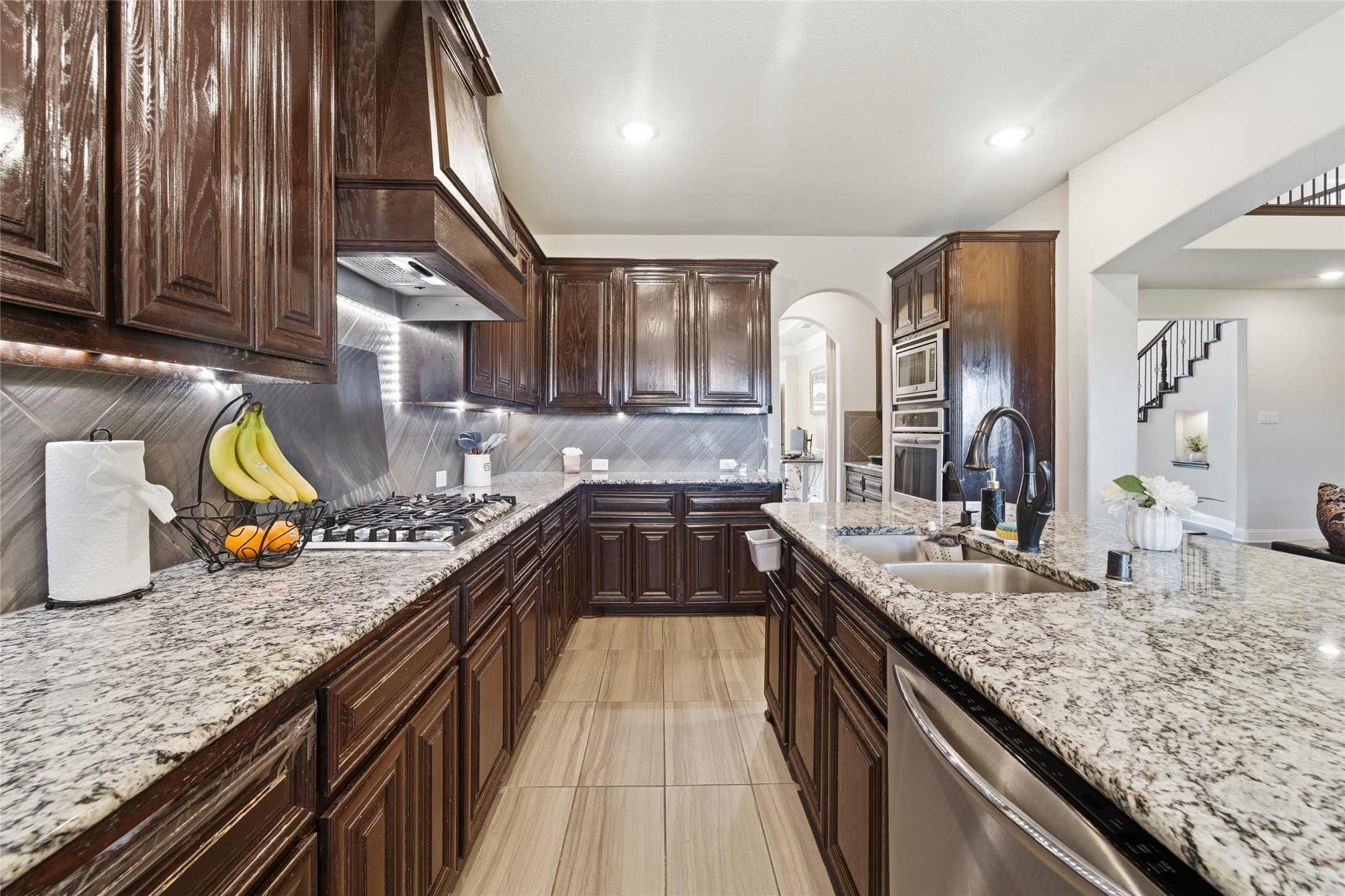 8010 Graystone Drive Sachse TX 75048