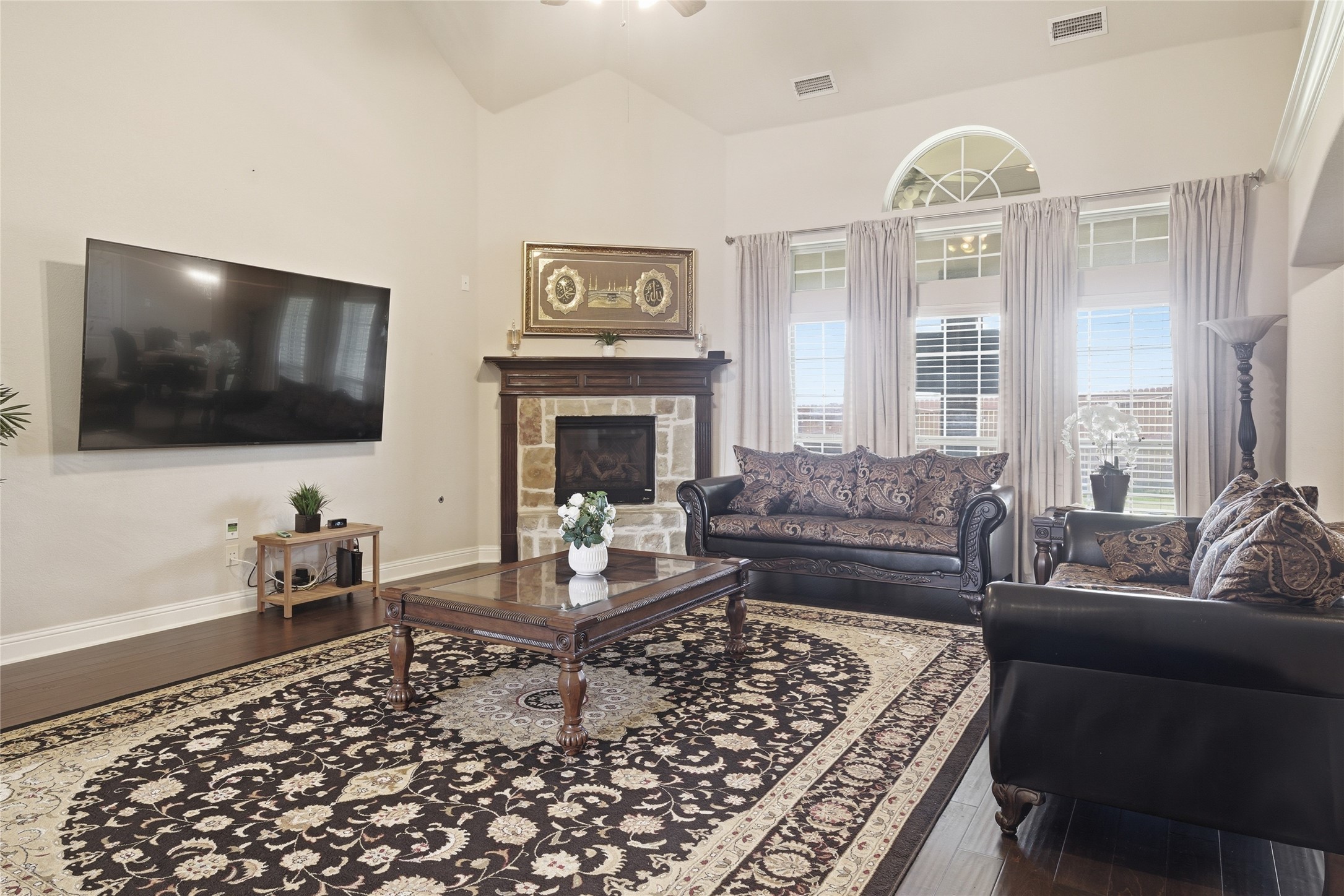8010 Graystone Drive Sachse TX 75048