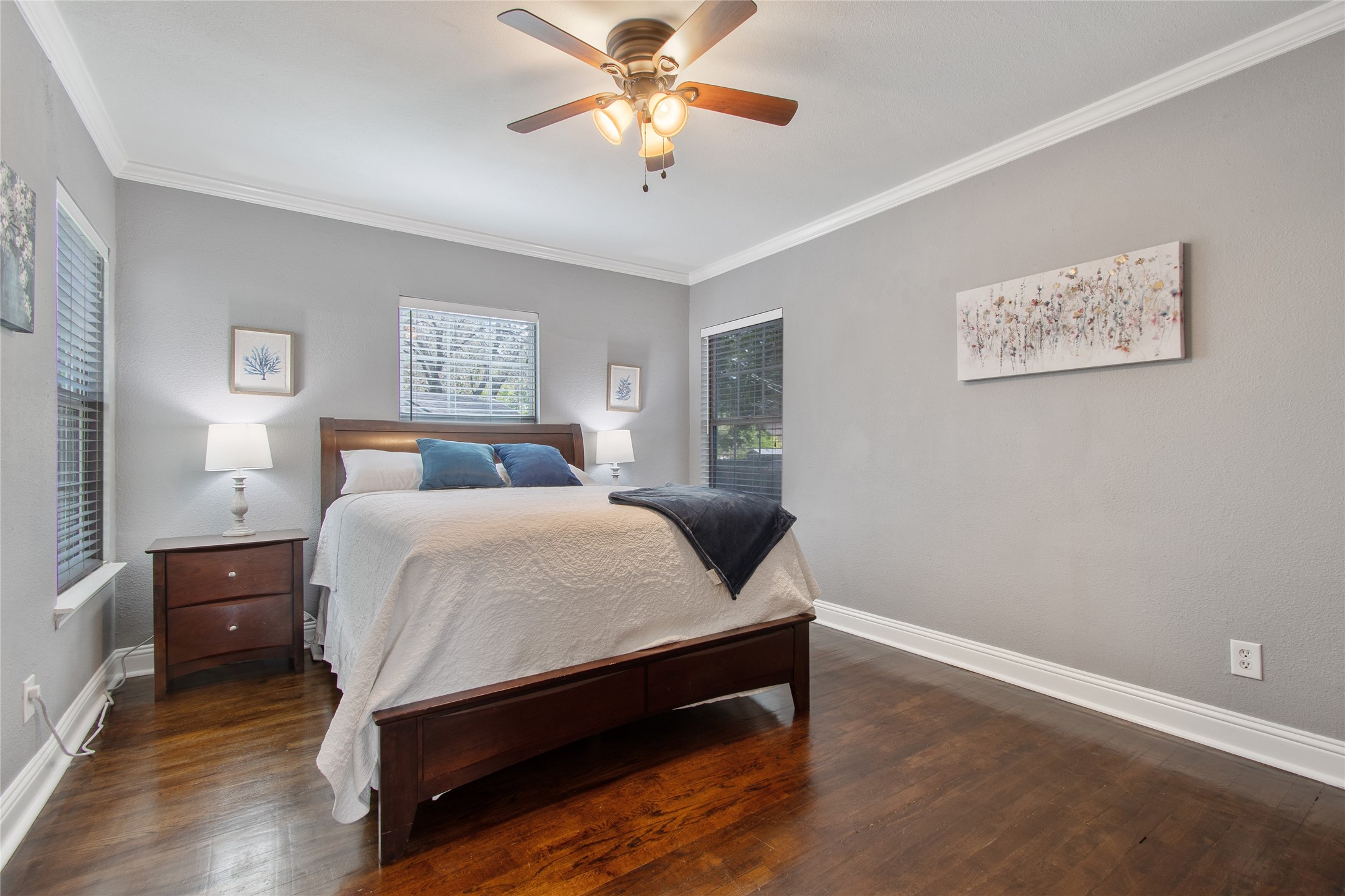 3909 Locke Avenue Fort Worth TX 76107