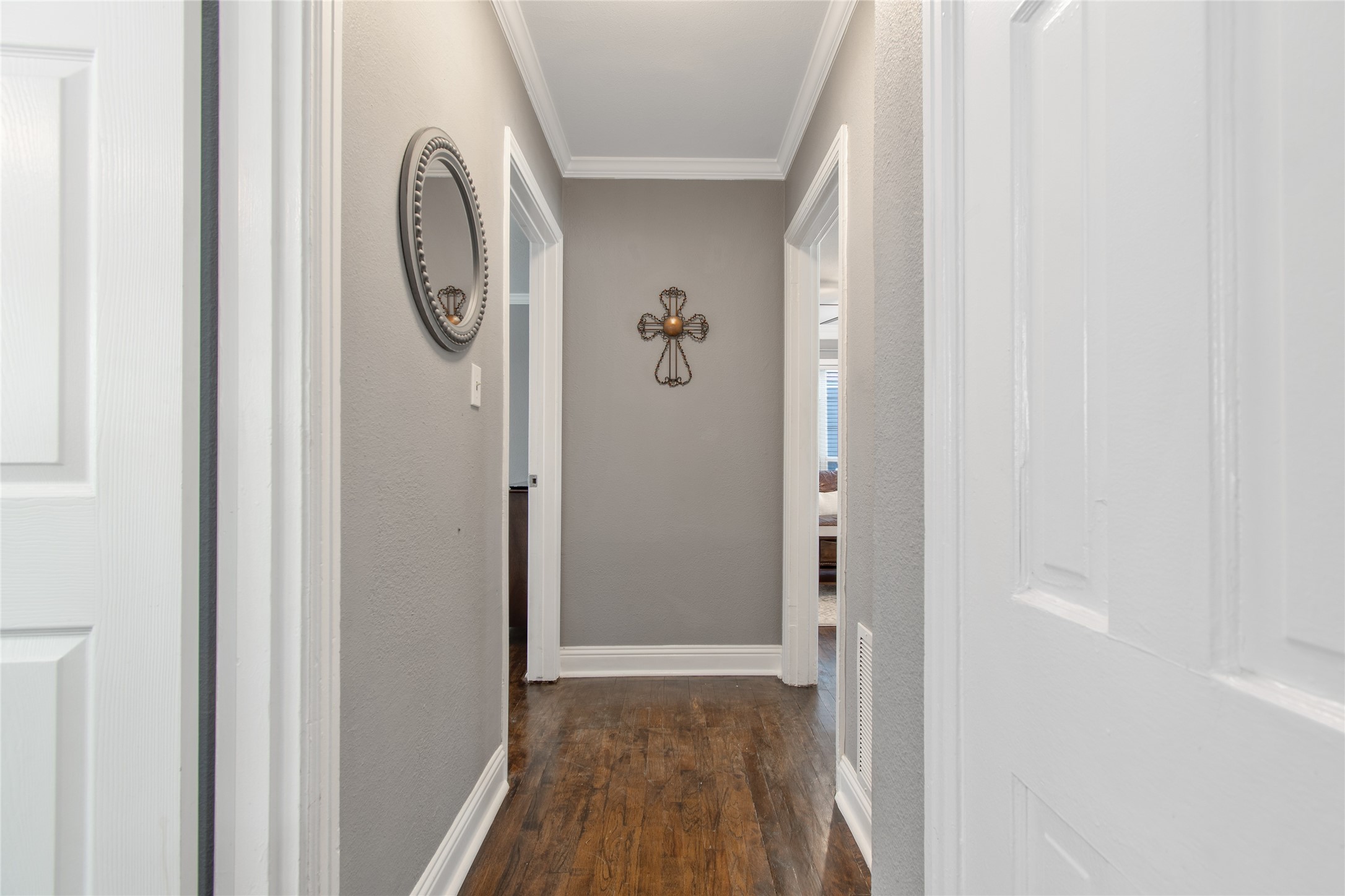 3909 Locke Avenue Fort Worth TX 76107