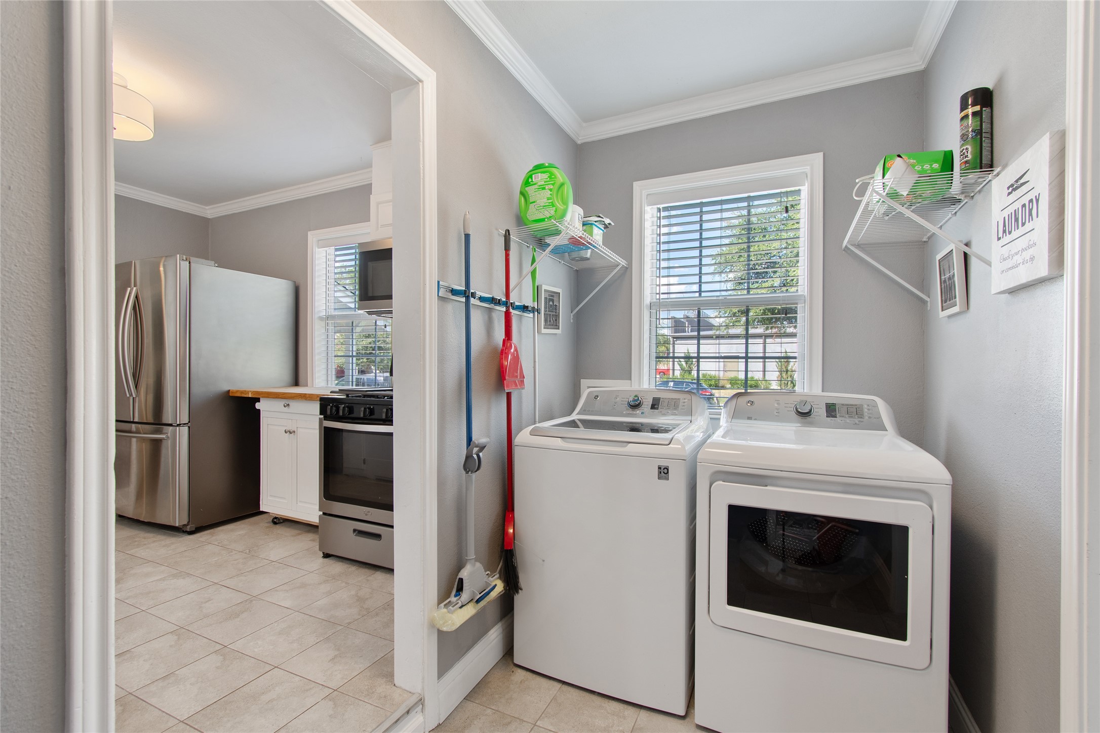 3909 Locke Avenue Fort Worth TX 76107