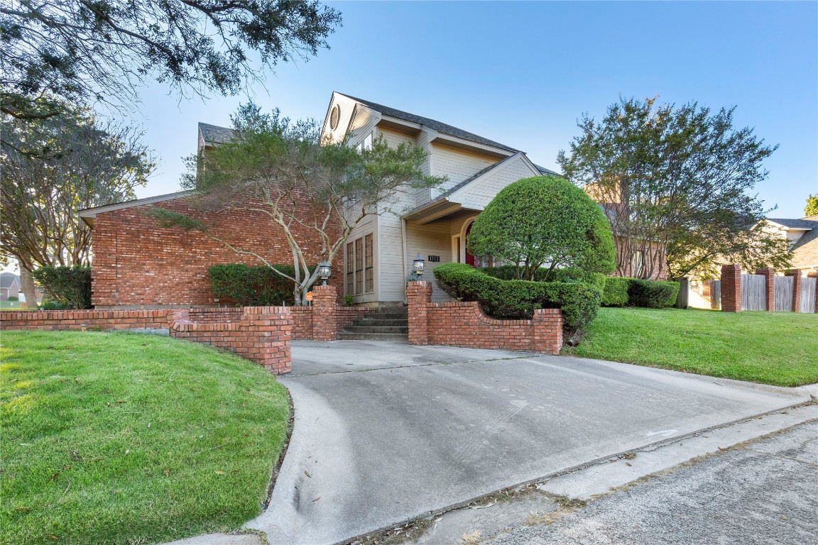 1713 Alpine Drive Sherman TX 75092