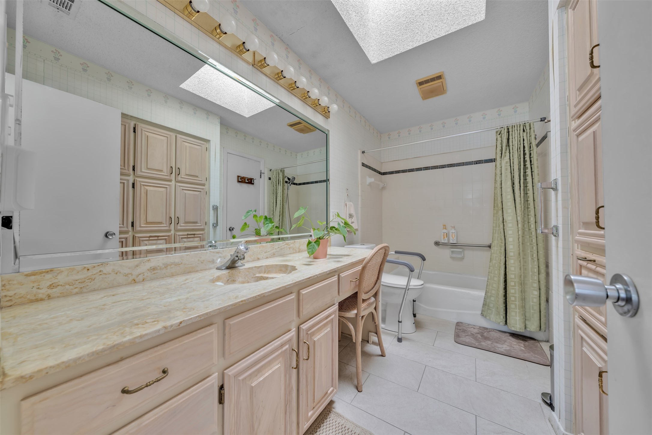 1200 Saint Andrews Court Mansfield TX 76063