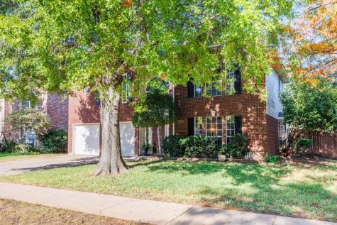 2711 Old English Court Euless TX 76039