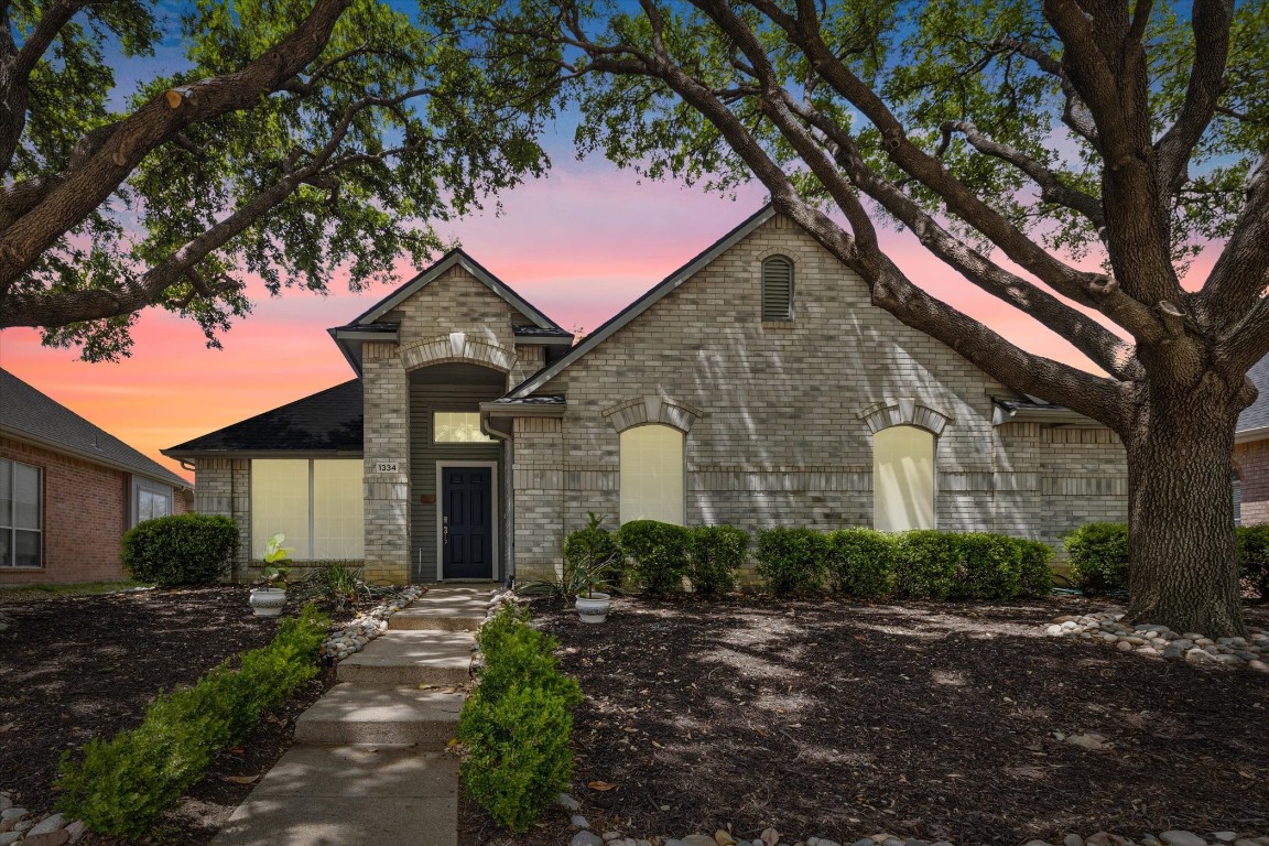 1334 Edmonton Drive Lewisville TX 75077