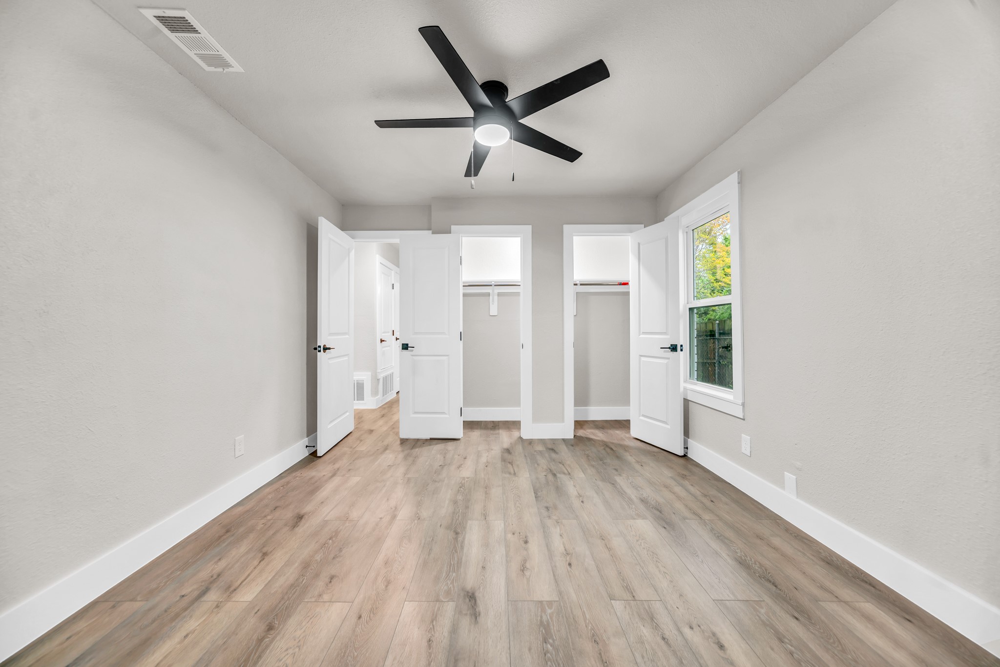 831 Glen Arbor Drive Dallas TX 75241