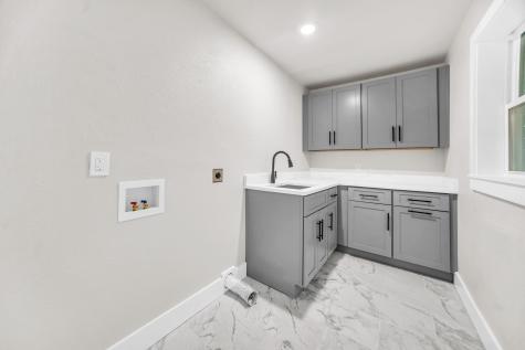 831 Glen Arbor Drive Dallas TX 75241